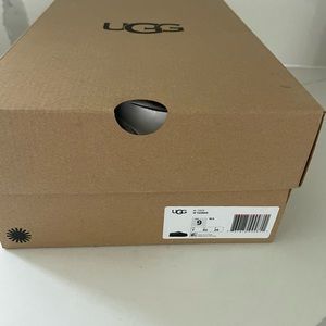 Ugg Tasman Black Slipper 9